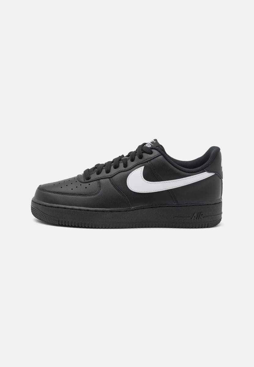 Nike Air Force 1 '07 Low - Image 1