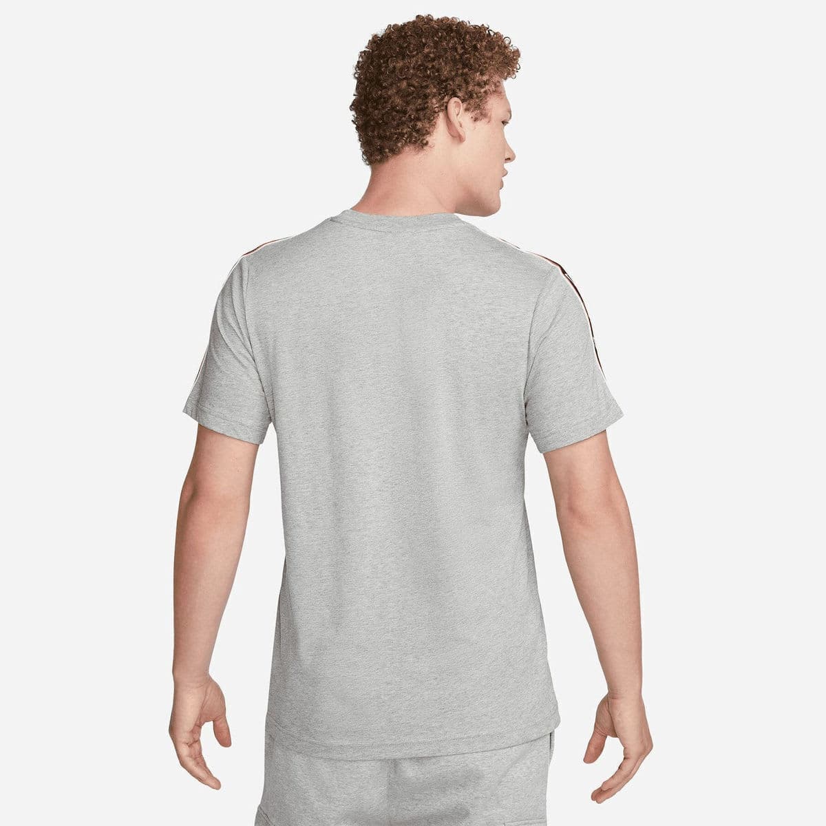 T-Shirt Nike Sportswear Repeat - Image 3
